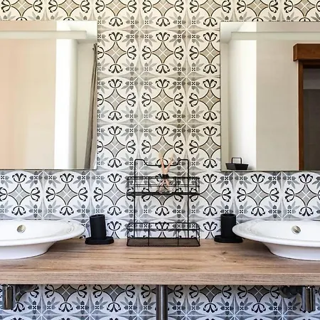 Mas Mandine, En Provence Holiday home *
