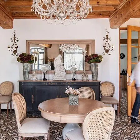 Holiday home Mas Mandine, En Provence